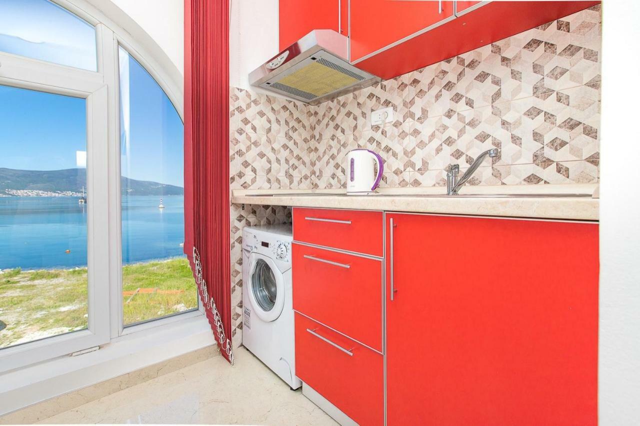 Apartments Infinity Tivat Dış mekan fotoğraf