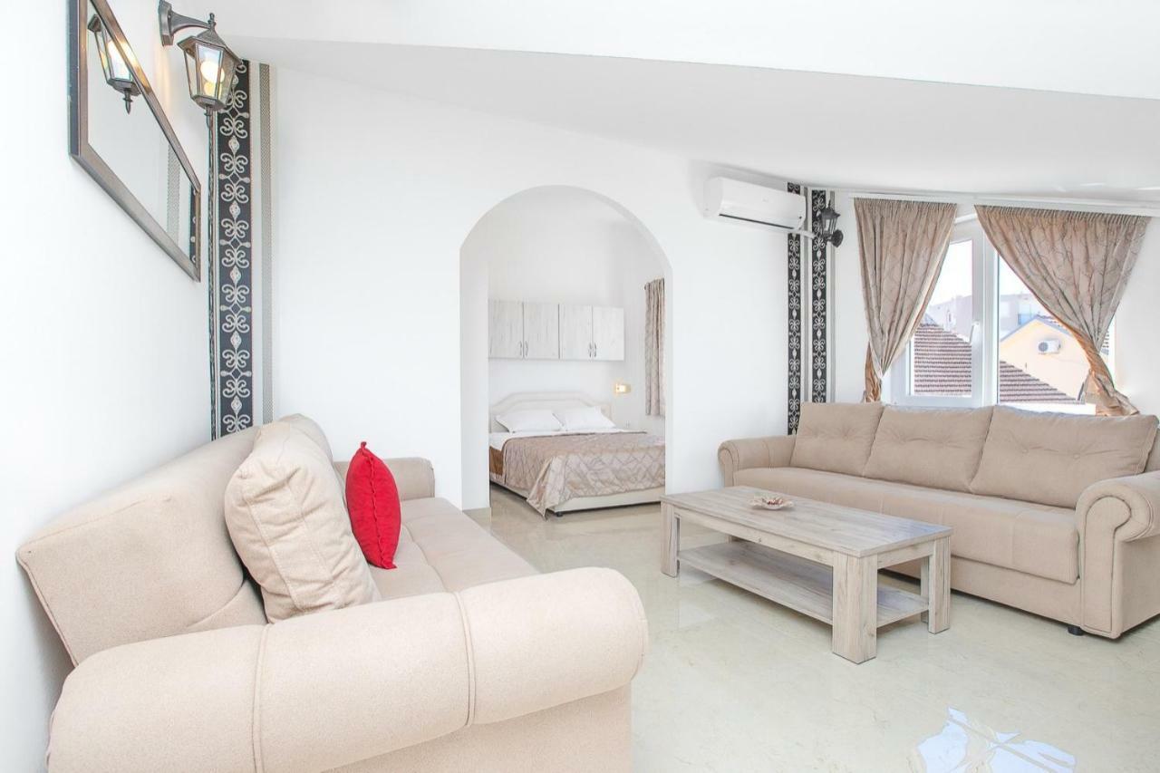 Apartments Infinity Tivat Dış mekan fotoğraf